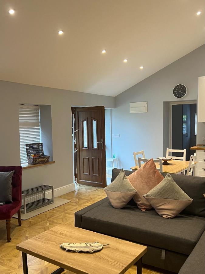 Penburren At Minster Farm West Apartment เฮริฟอร์ด ภายนอก รูปภาพ